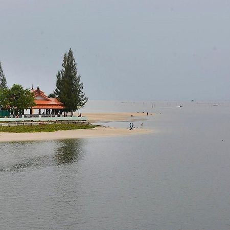 Oyo 1031 Amera Resort Surat Thani Exterior photo