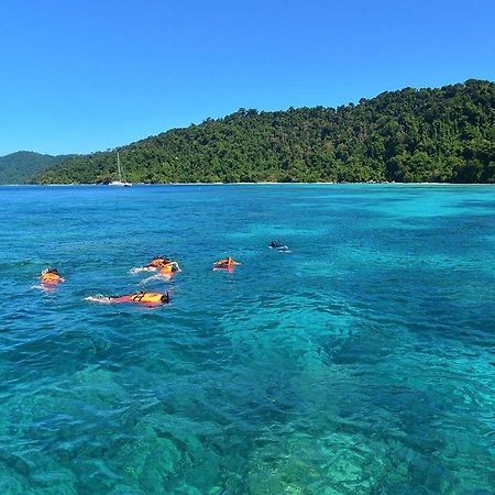 Oyo 1031 Amera Resort Surat Thani Exterior photo