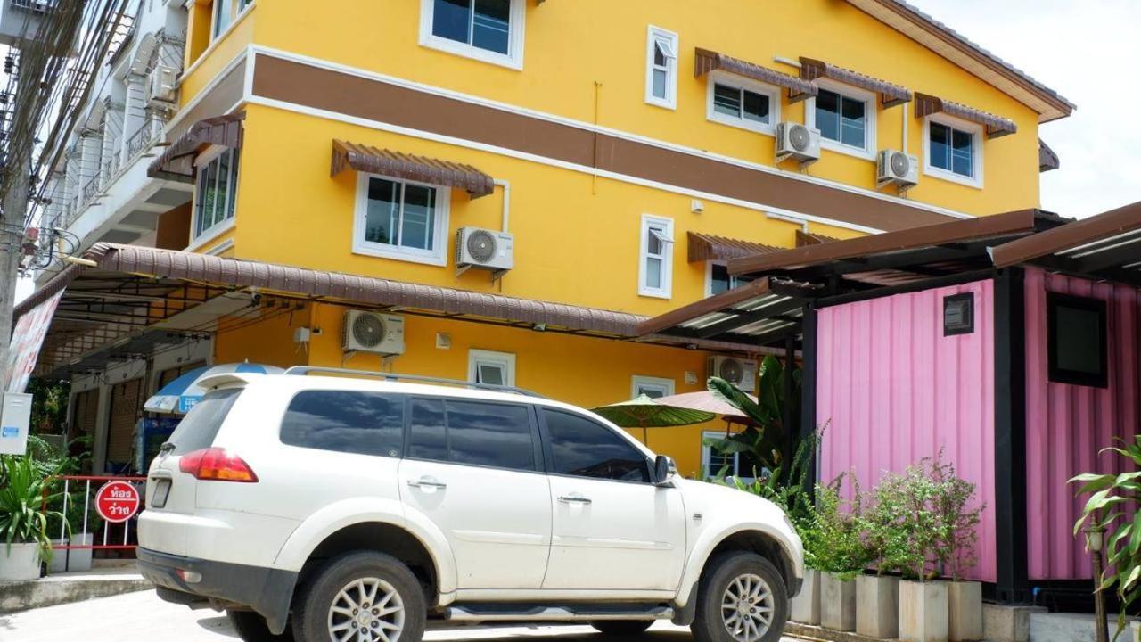 Oyo 1031 Amera Resort Surat Thani Exterior photo